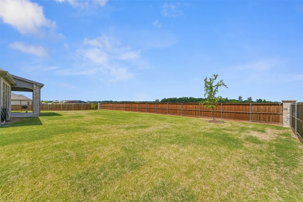 751 Emerald Valley Drive Ovilla, TX 75154