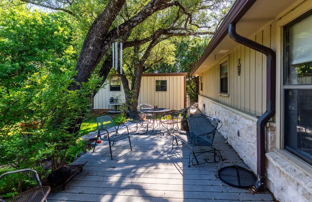 663 Coxs Oak Valley Road Waco, TX 76705