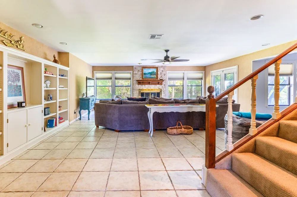 663 Coxs Oak Valley Road Waco, TX 76705