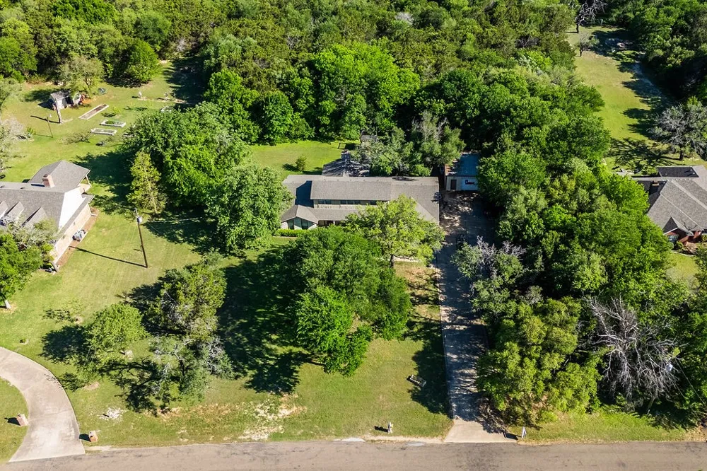 663 Coxs Oak Valley Road Waco, TX 76705
