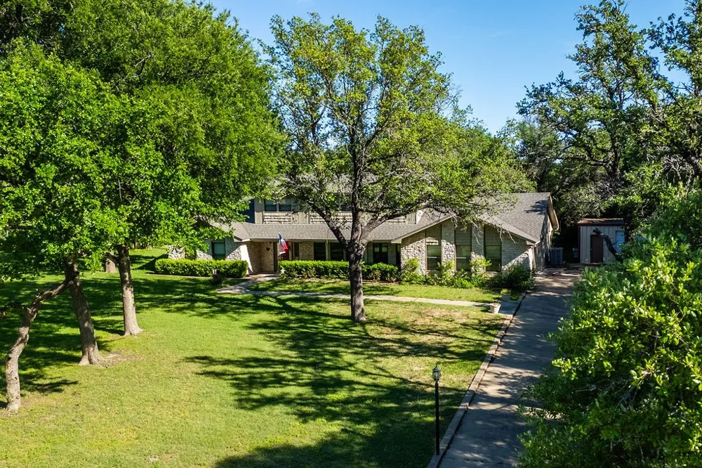 663 Coxs Oak Valley Road Waco, TX 76705