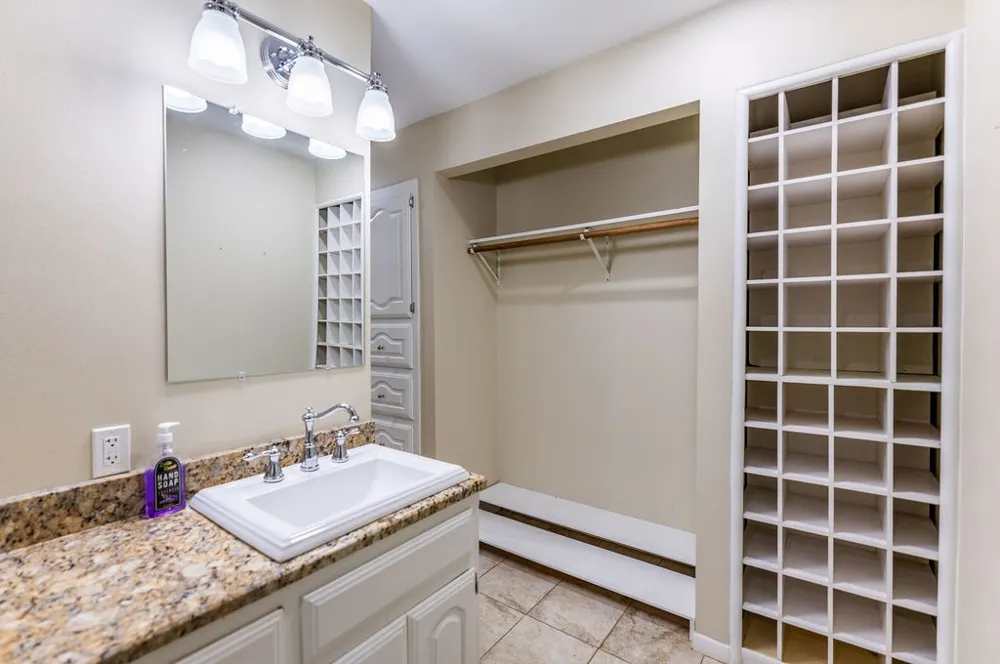 663 Coxs Oak Valley Road Waco, TX 76705