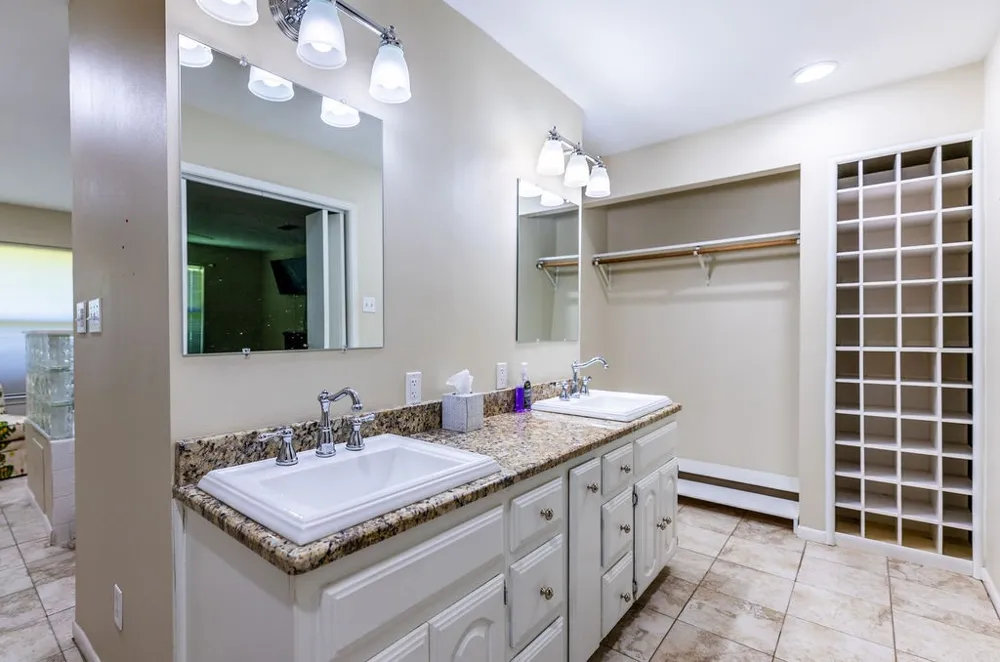 663 Coxs Oak Valley Road Waco, TX 76705