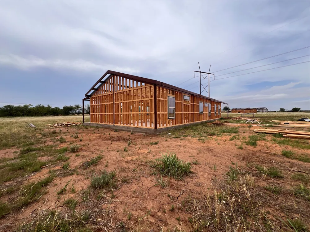 1436 CR 428 Hawley, TX 79525