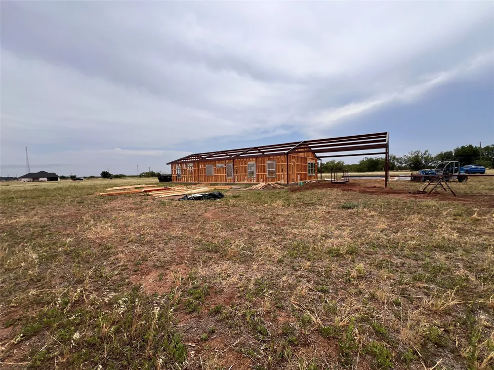 1436 CR 428 Hawley, TX 79525