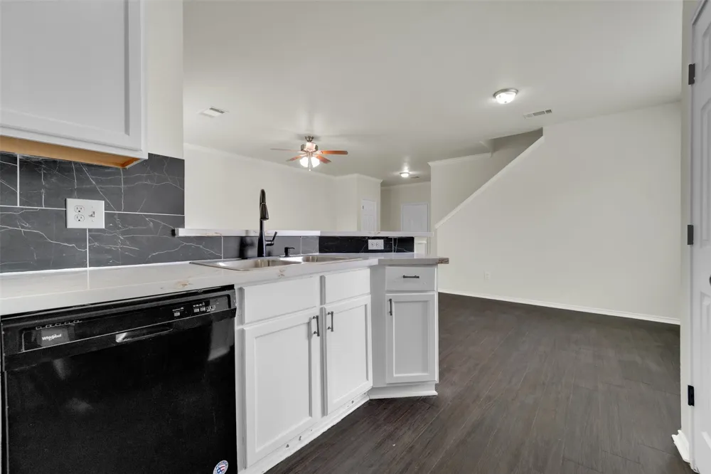 338 Castleridge Drive Little Elm, TX 75068