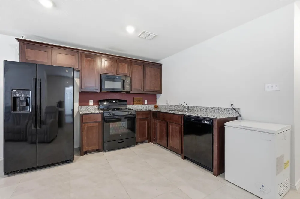 454 Eagle Wind Way Ferris, TX 75125
