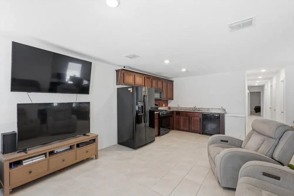 454 Eagle Wind Way Ferris, TX 75125