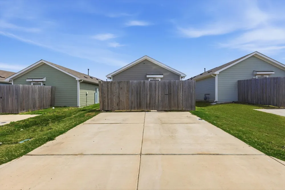 454 Eagle Wind Way Ferris, TX 75125