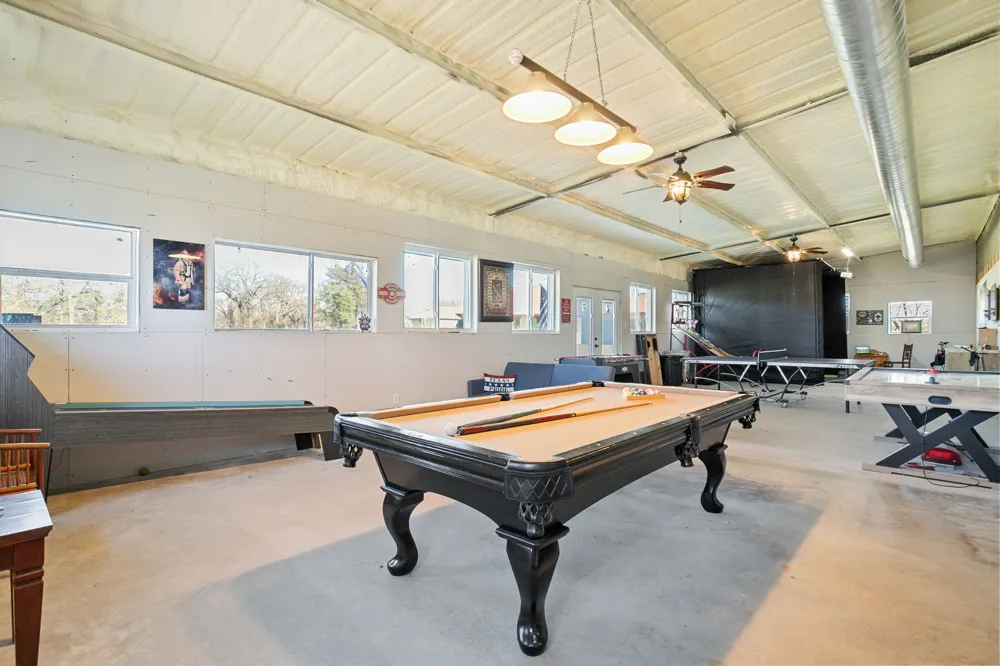1561 FM 934 Blum, TX 76627