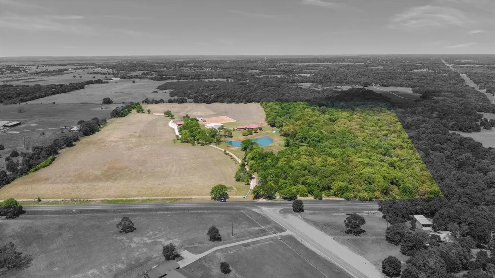 1561 FM 934 Blum, TX 76627