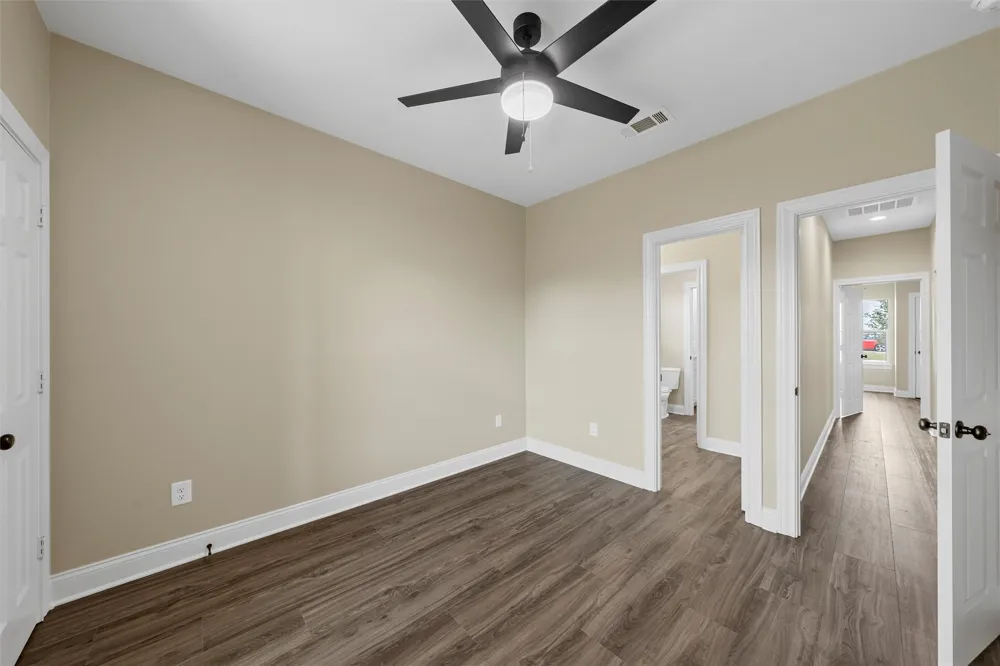 929 Northern Dancer Drive Hewitt, TX 76643