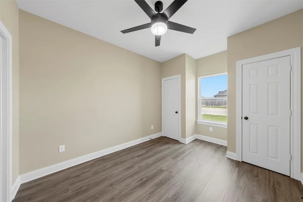 929 Northern Dancer Drive Hewitt, TX 76643