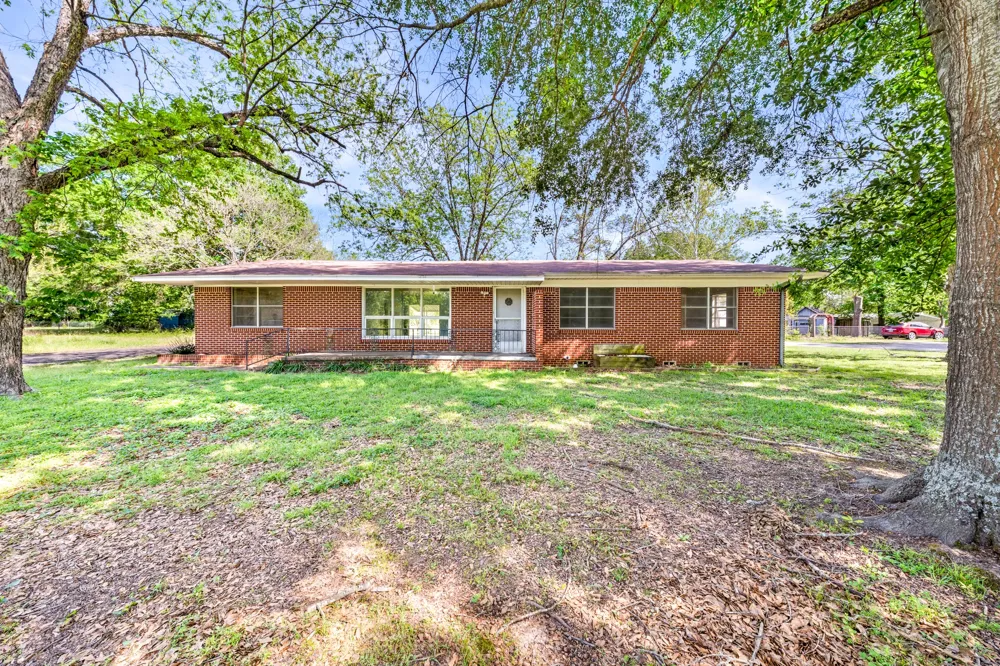 801 Winnsboro Street Quitman, TX 75783
