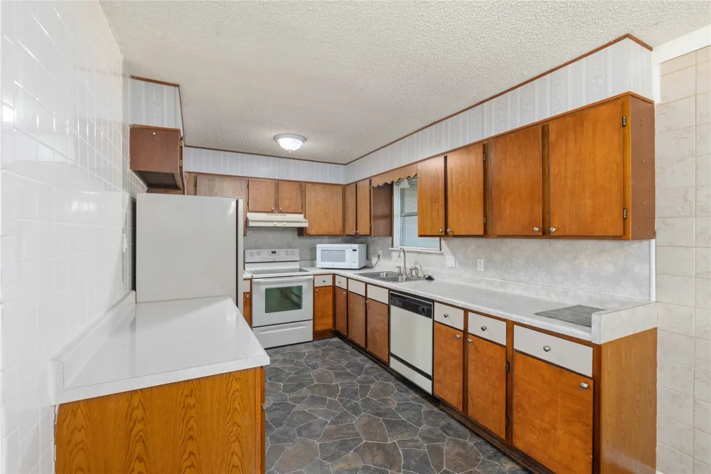 100 County Road 319 Early, TX 76802