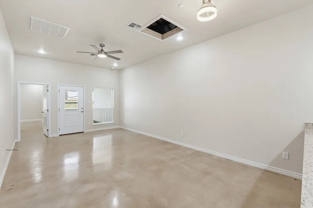410 W Avenue C Copperas Cove, TX 76522
