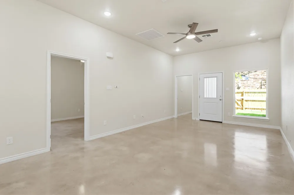 410 W Avenue C Copperas Cove, TX 76522
