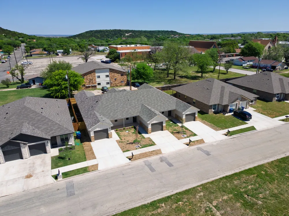 410 W Avenue C Copperas Cove, TX 76522