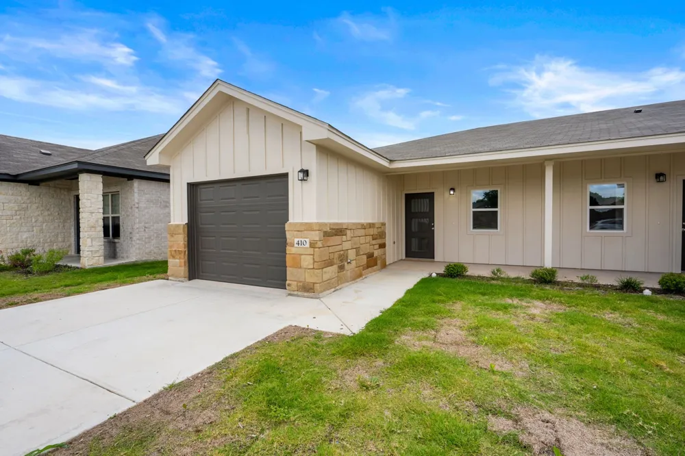 410 W Avenue C Copperas Cove, TX 76522