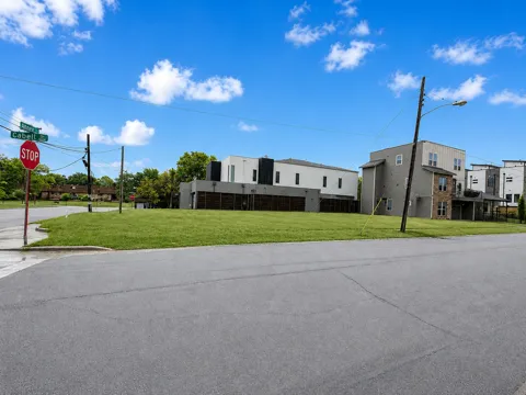 2111 Annex Avenue #1A