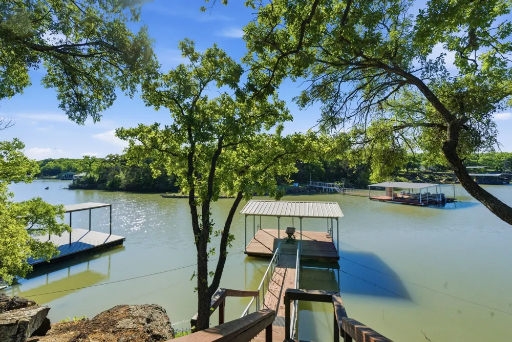 1069 Kennon Point Palo Pinto, TX 76484