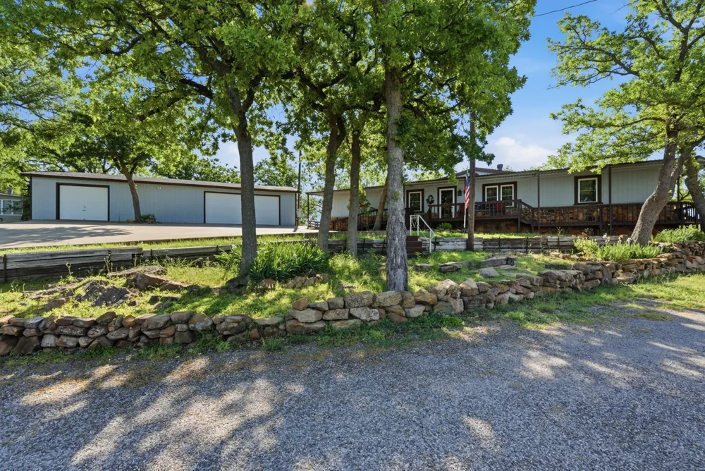 1069 Kennon Point Palo Pinto, TX 76484