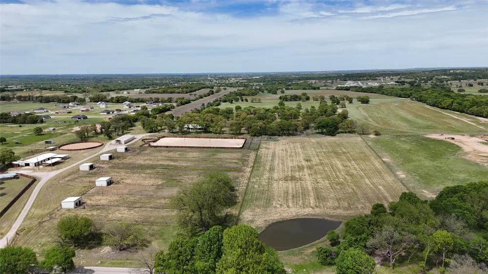 990 Doss Road Millsap, TX 76066