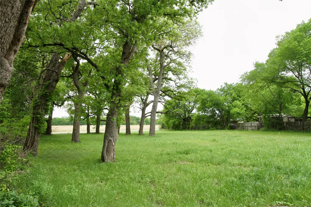 W HWY 82 St Jo, TX 76265