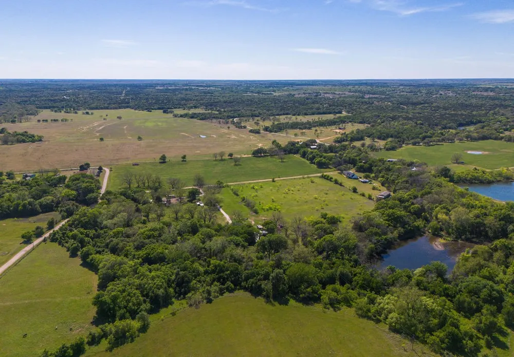120 County Road 3646 Clifton, TX 76634