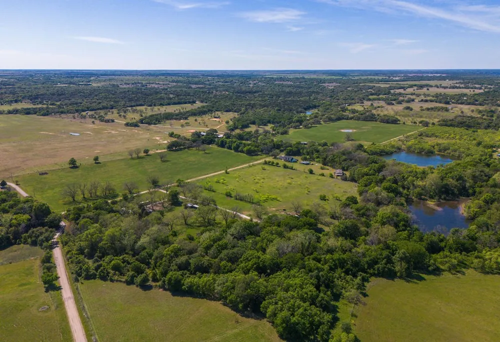 120 County Road 3646 Clifton, TX 76634