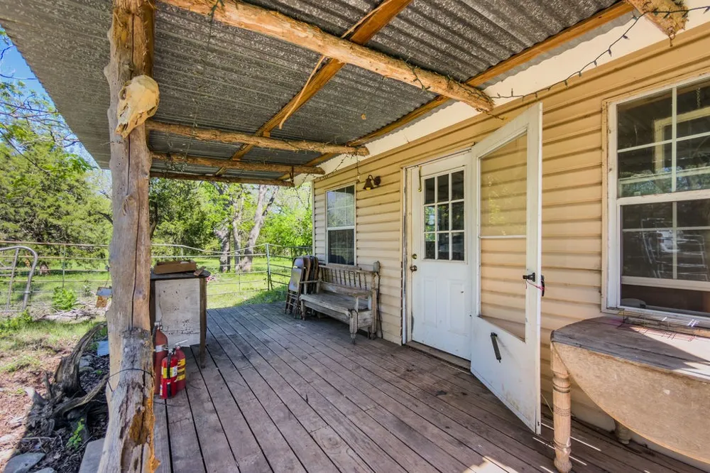 120 County Road 3646 Clifton, TX 76634
