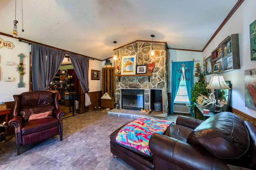 120 County Road 3646 Clifton, TX 76634