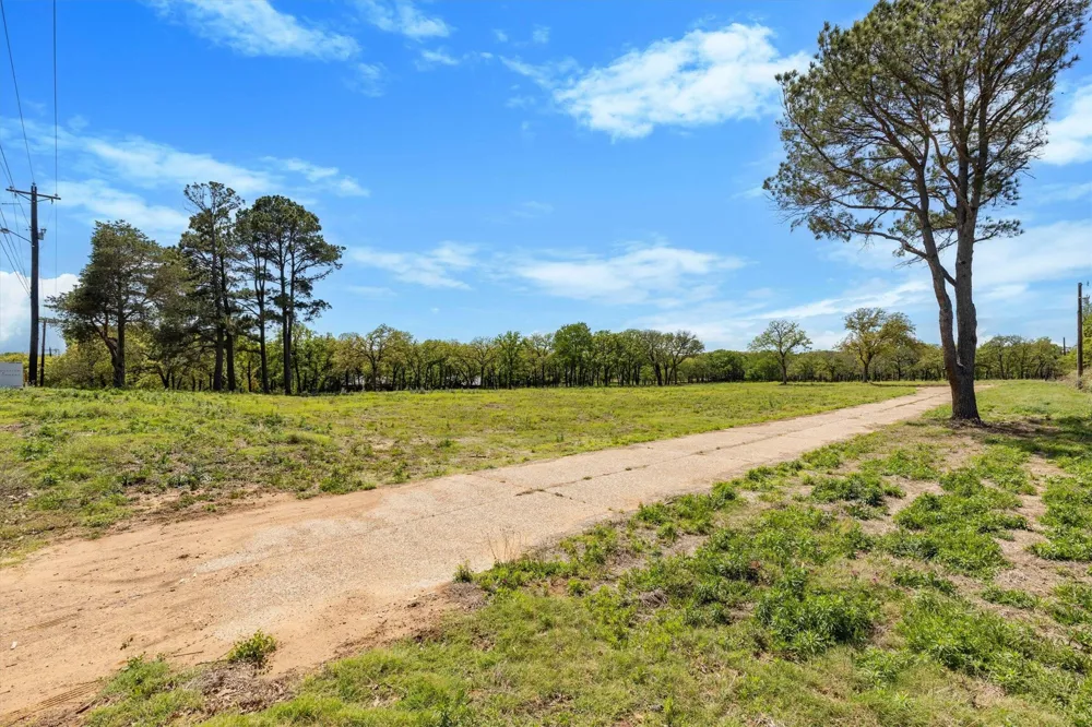 149 W Fm 1830 Argyle, TX 76226