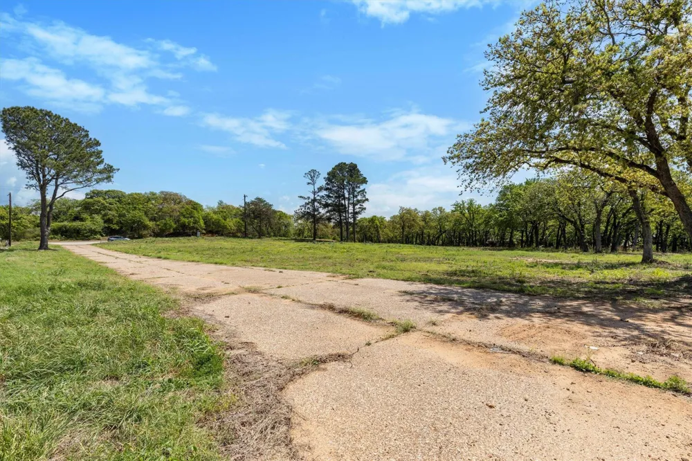 149 W Fm 1830 Argyle, TX 76226