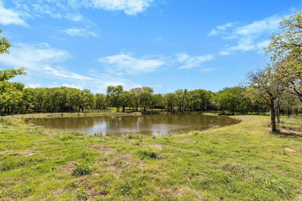 149 W Fm 1830 Argyle, TX 76226