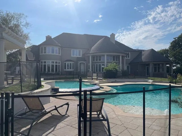 1900 Durance Court Corinth, TX 76210
