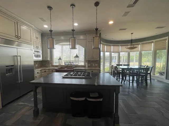 1900 Durance Court Corinth, TX 76210
