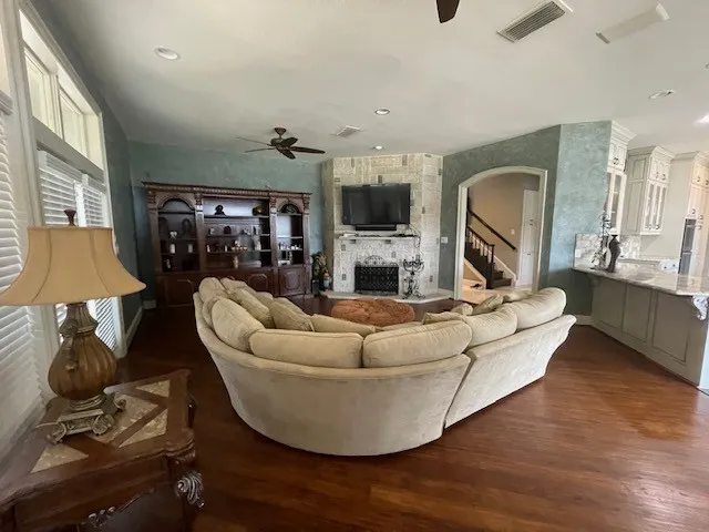 1900 Durance Court Corinth, TX 76210