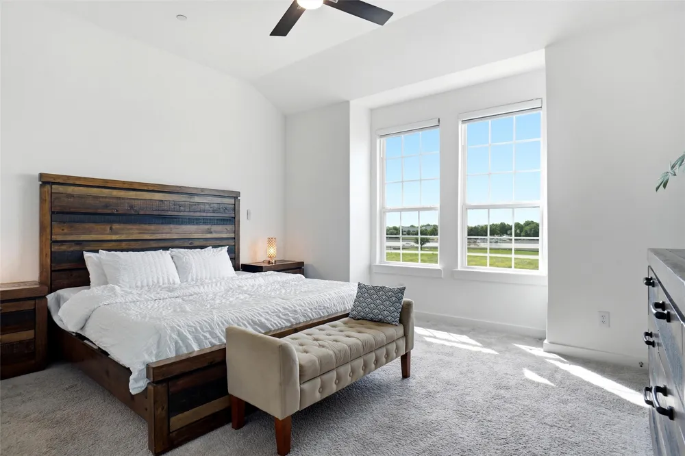 695 Vista Del Lago Drive Lewisville, TX 75067