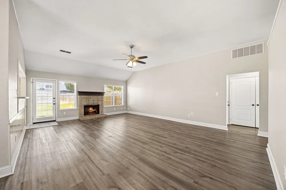 709 Flagstone Way Wylie, TX 75098
