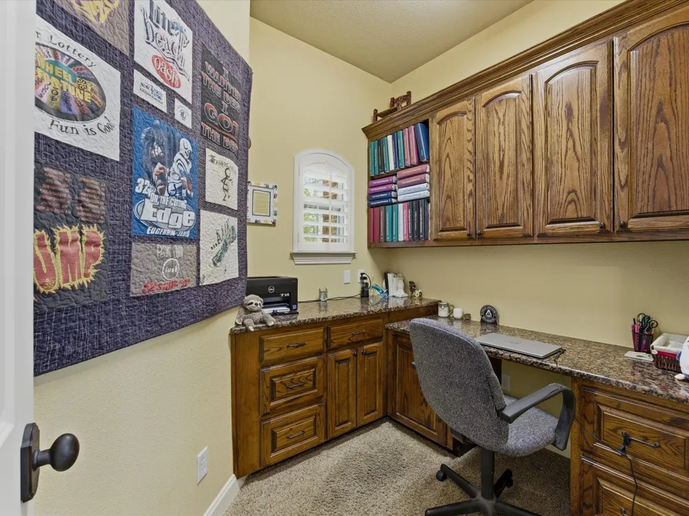 104 Lariat Court Azle, TX 76020