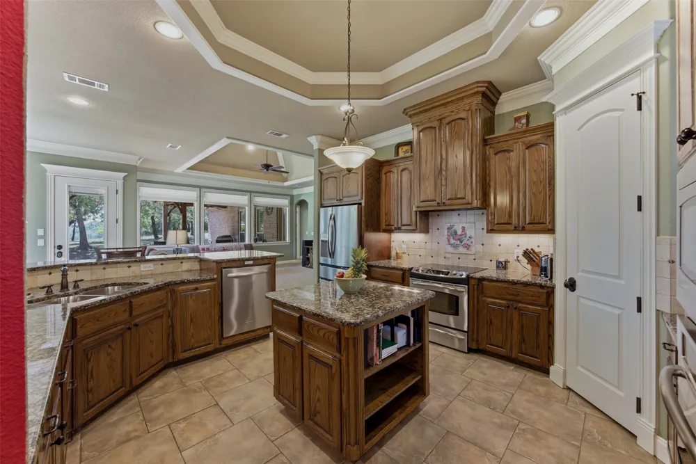 104 Lariat Court Azle, TX 76020