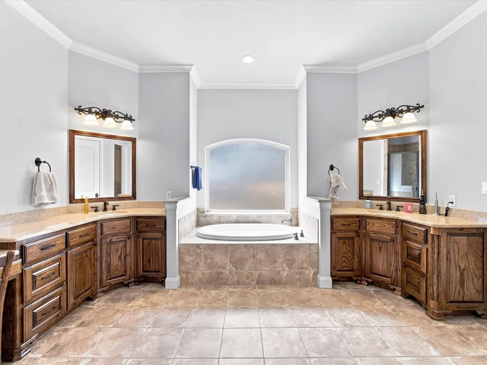 104 Lariat Court Azle, TX 76020