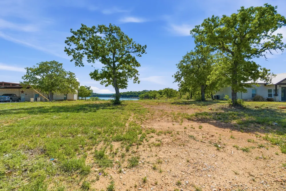 875 Hidden Shores Drive Cisco, TX 76437