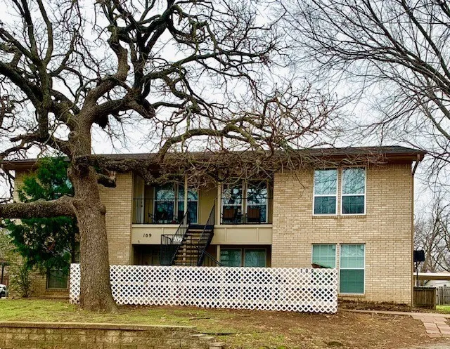109 Wildwood Court #C Grapevine, TX 76051