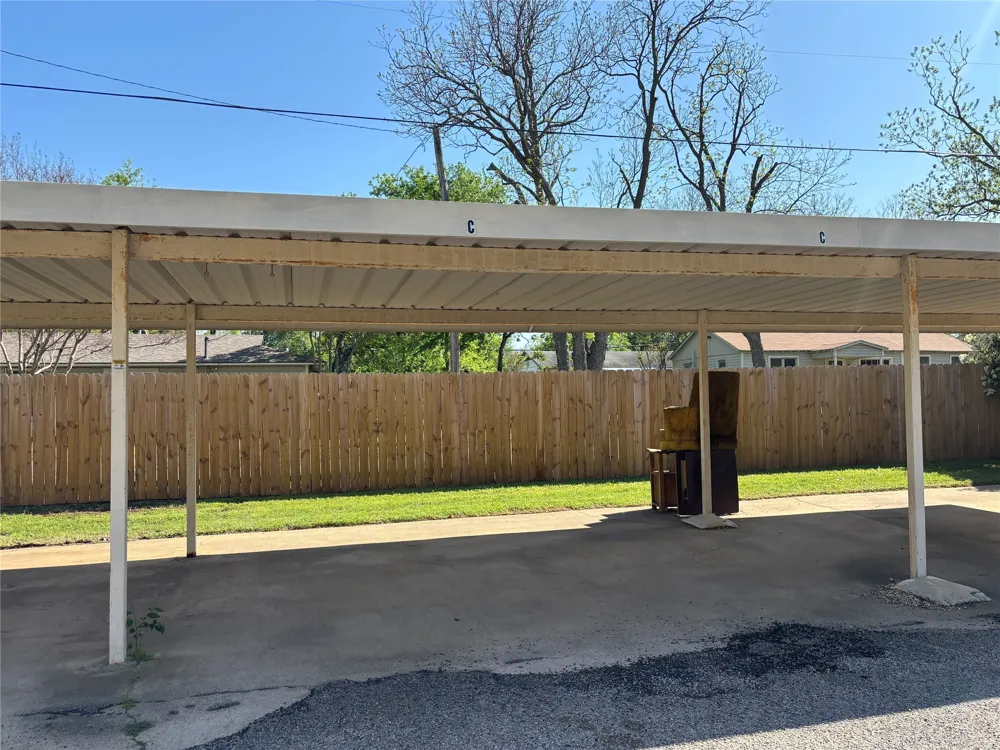 109 Wildwood Court #C Grapevine, TX 76051