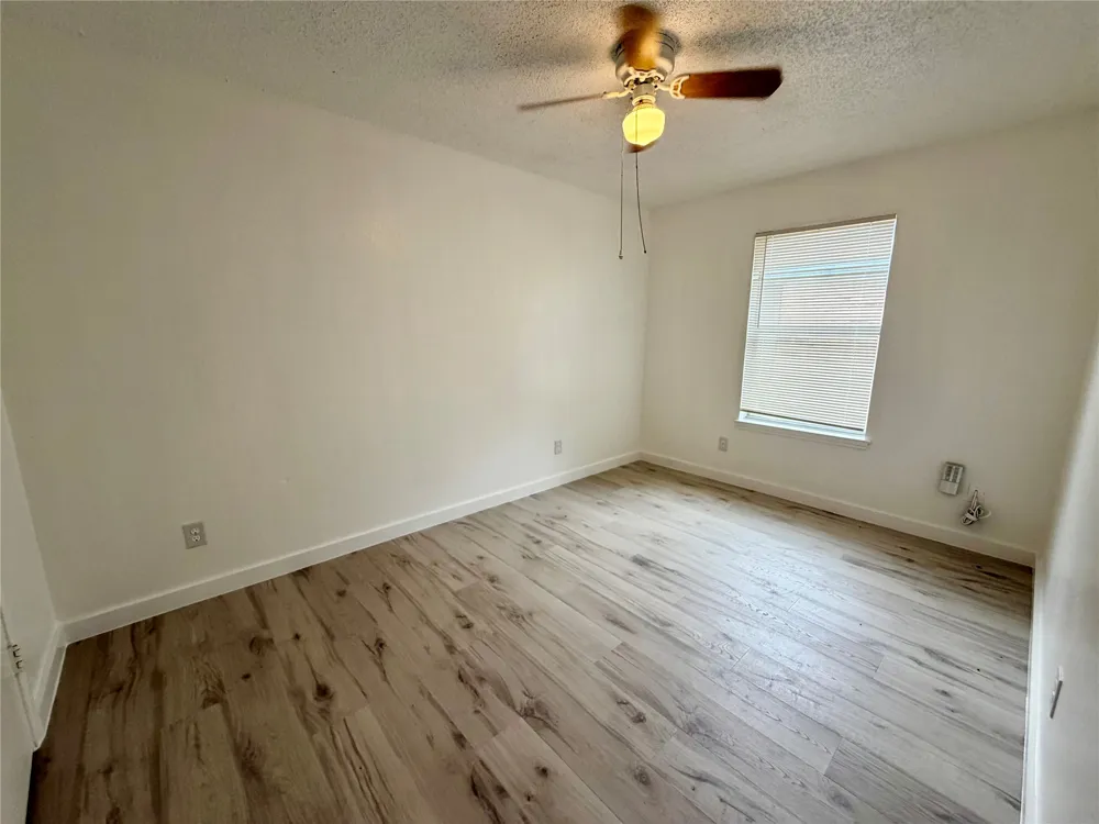 109 Wildwood Court #C Grapevine, TX 76051