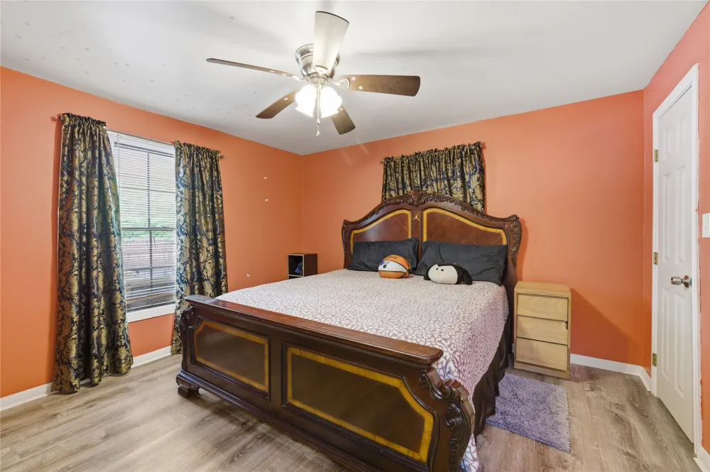 3624 Redbird Street Bellmead, TX 76705