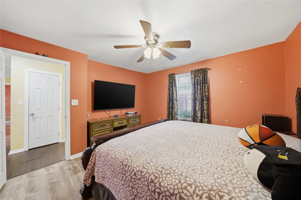 3624 Redbird Street Bellmead, TX 76705