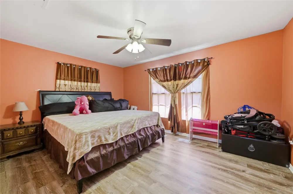 3624 Redbird Street Bellmead, TX 76705